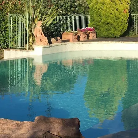 بيت ضيافة Un Petit Paradis En Provence Fréjus